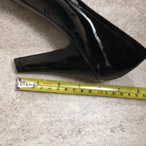 Sofft 8 Black Patent Leather Bow Shoes - Picture 7 of 9